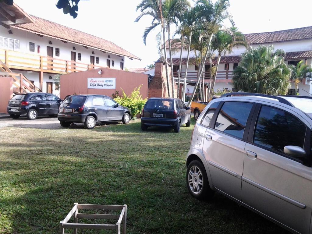 Vargas Peruibe Hotel Exterior photo